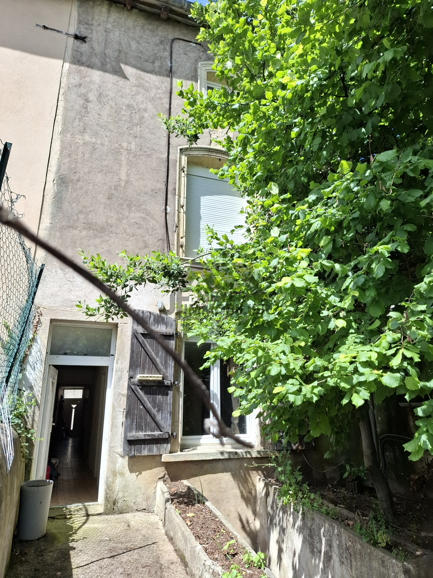 Maison T6 à rénover à vendre à Pompey